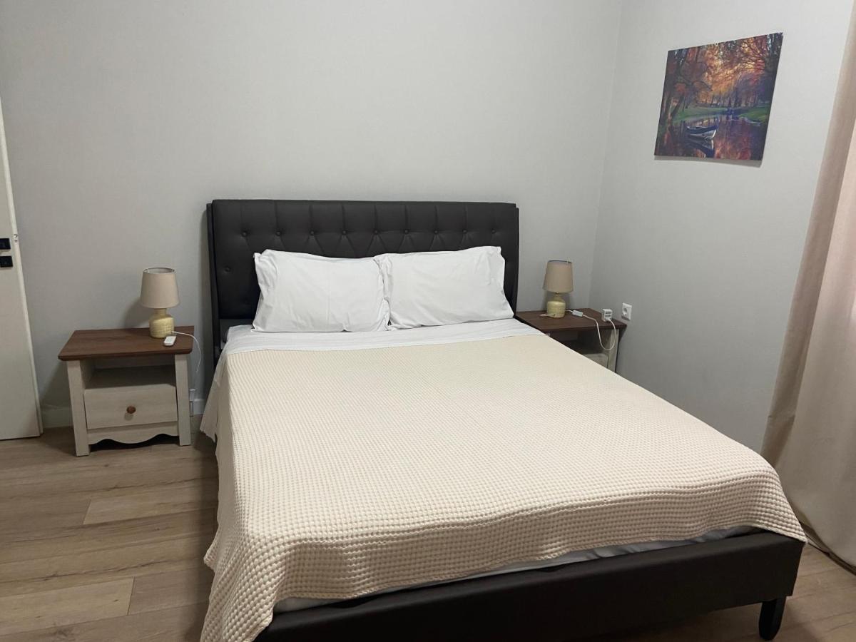 Thanos apartments Koropíon Exterior foto